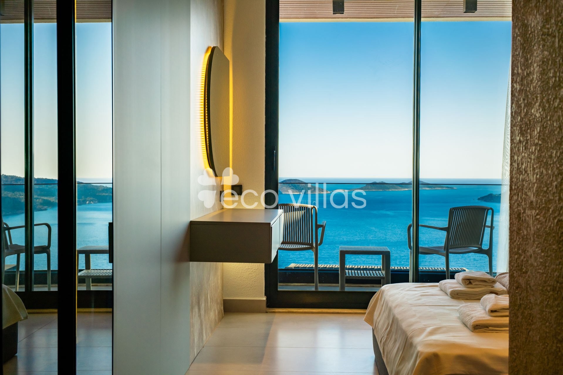 Villa Aura C  