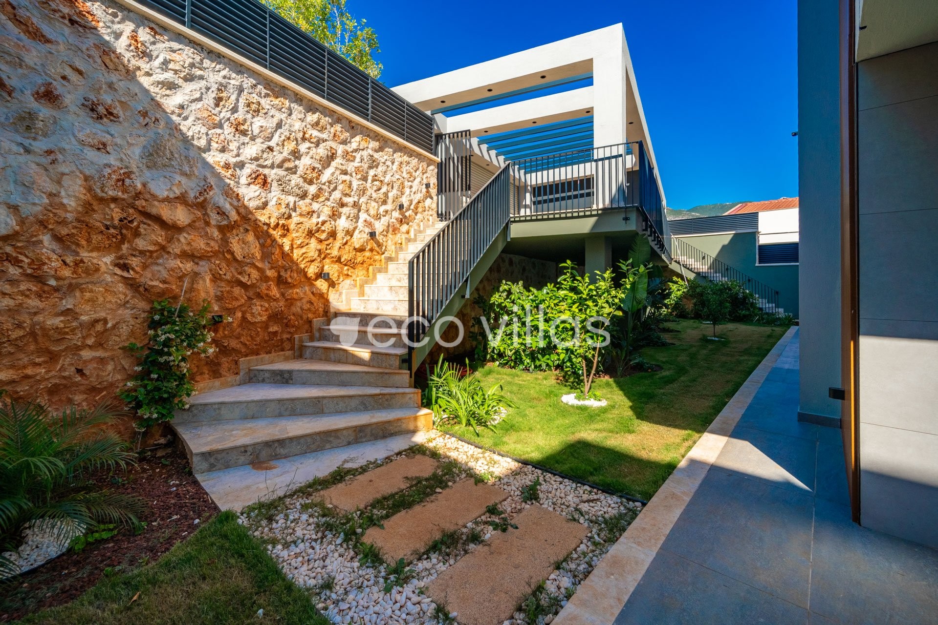 Vila Aura D  