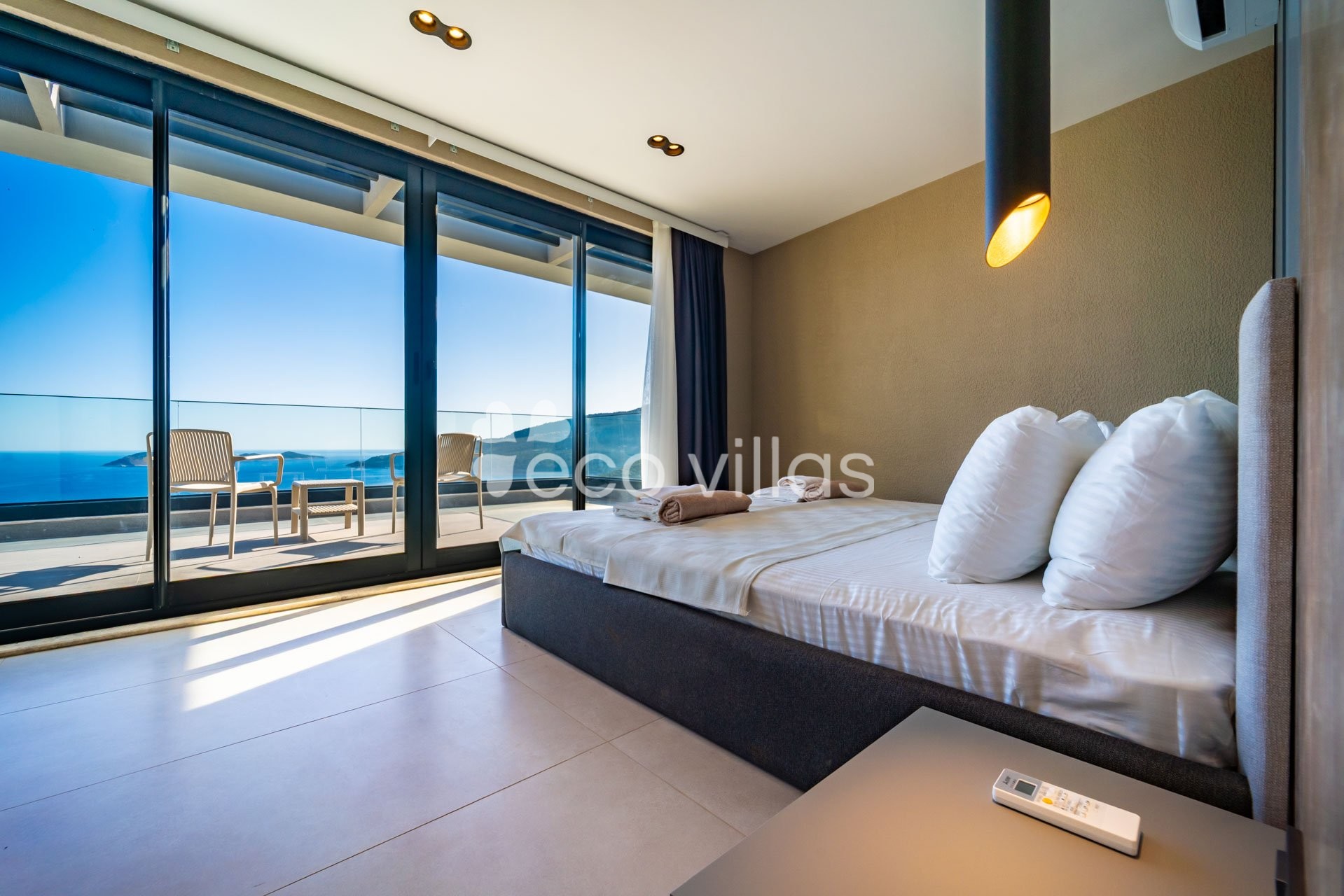 Villa Aura E  