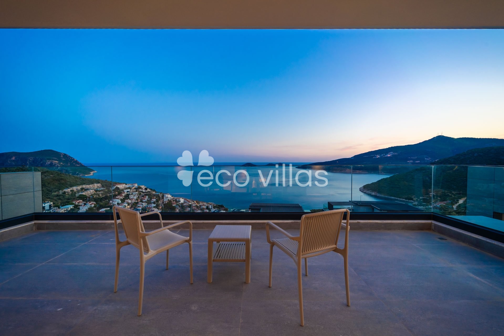 Villa Aura E  